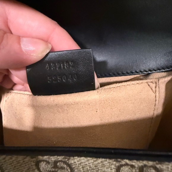 *SOLD*
Limited edition GUCCI Supreme Monogram Calfskin Black/Gold Padlock - Picture 16 of 16